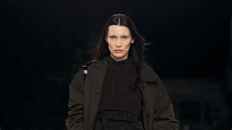 Givenchy presenta colección urbana en PFW Otoño 